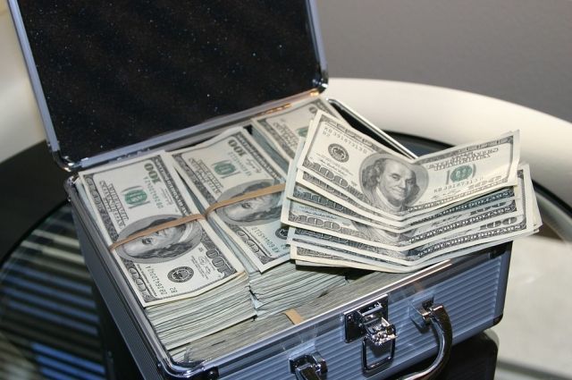 Минэкономразвития спрогнозировало рост доллара до 68 рублей к концу года