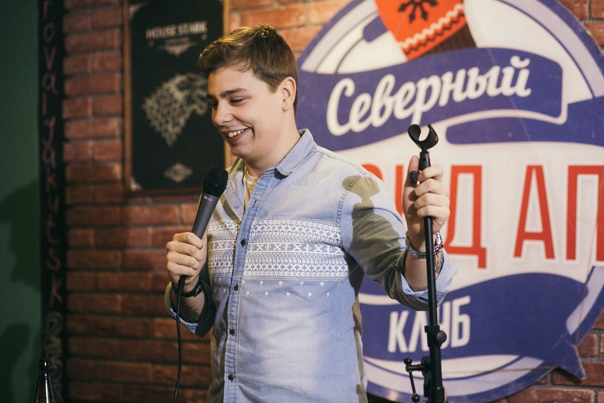 Якутские КВН-щики напали на пользователя и порвали ему куртку из-за шутки о трусах