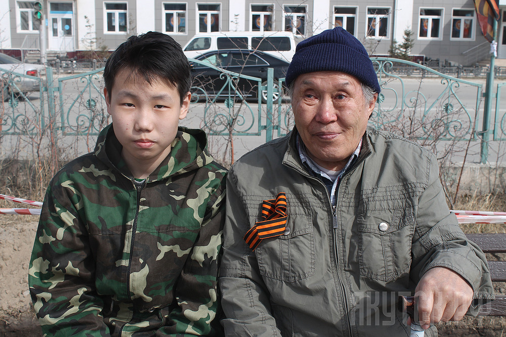 Горожане поздравляют с Днем Великой Победы