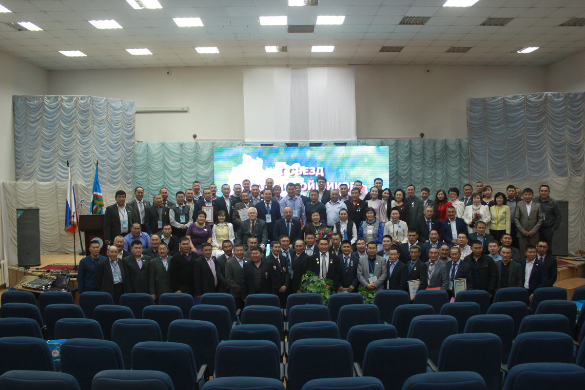 Состоялся 1-й Съезд дальнобойщиков Якутии