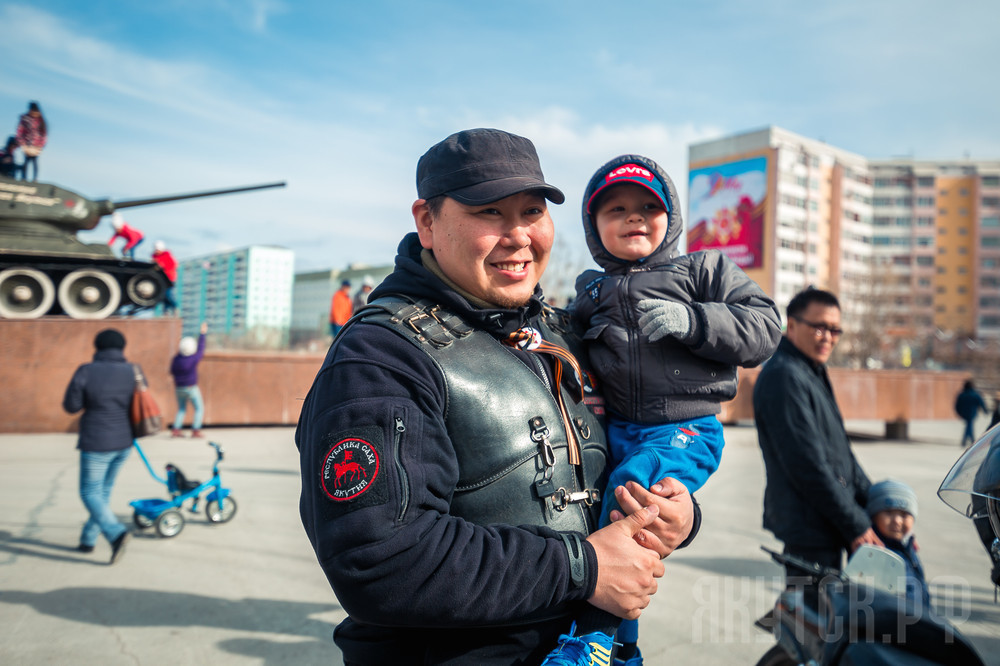 "Ночные волки" стали участниками акции «Папа может, сын поможет!»