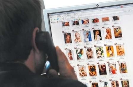 Прокуратура Якутска борется с проституцией в интернете