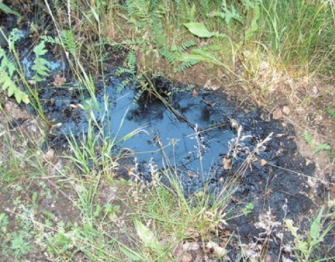 В Оленекском районе произошел разлив нефтепродуктов