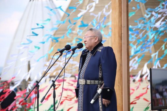 Ил Дархан проигнорировал Ысыах Олонхо в Вилюйске