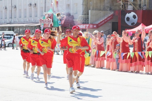 Якутск принял эстафету огня XX Игр Манчаары