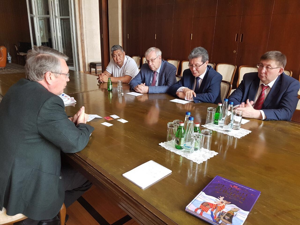 c7c09a8ab8de45b51298b6e5de41ffbaca09d2fb