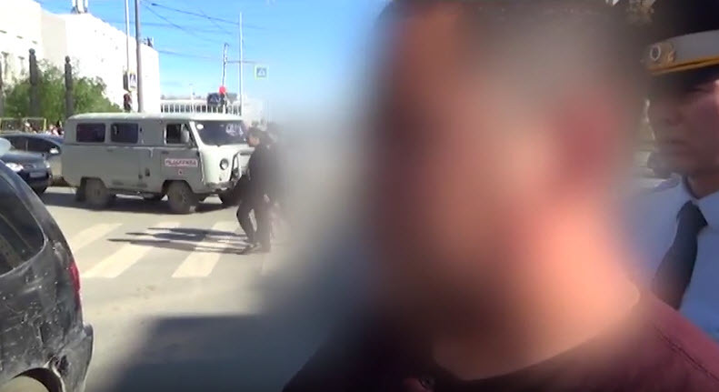 "Правила знаю, учил дома", - водитель, сбивший ребенка, никогда не имел прав (+видео)