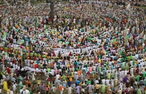 Якутян поздравляют с национальным праздником Ысыахом