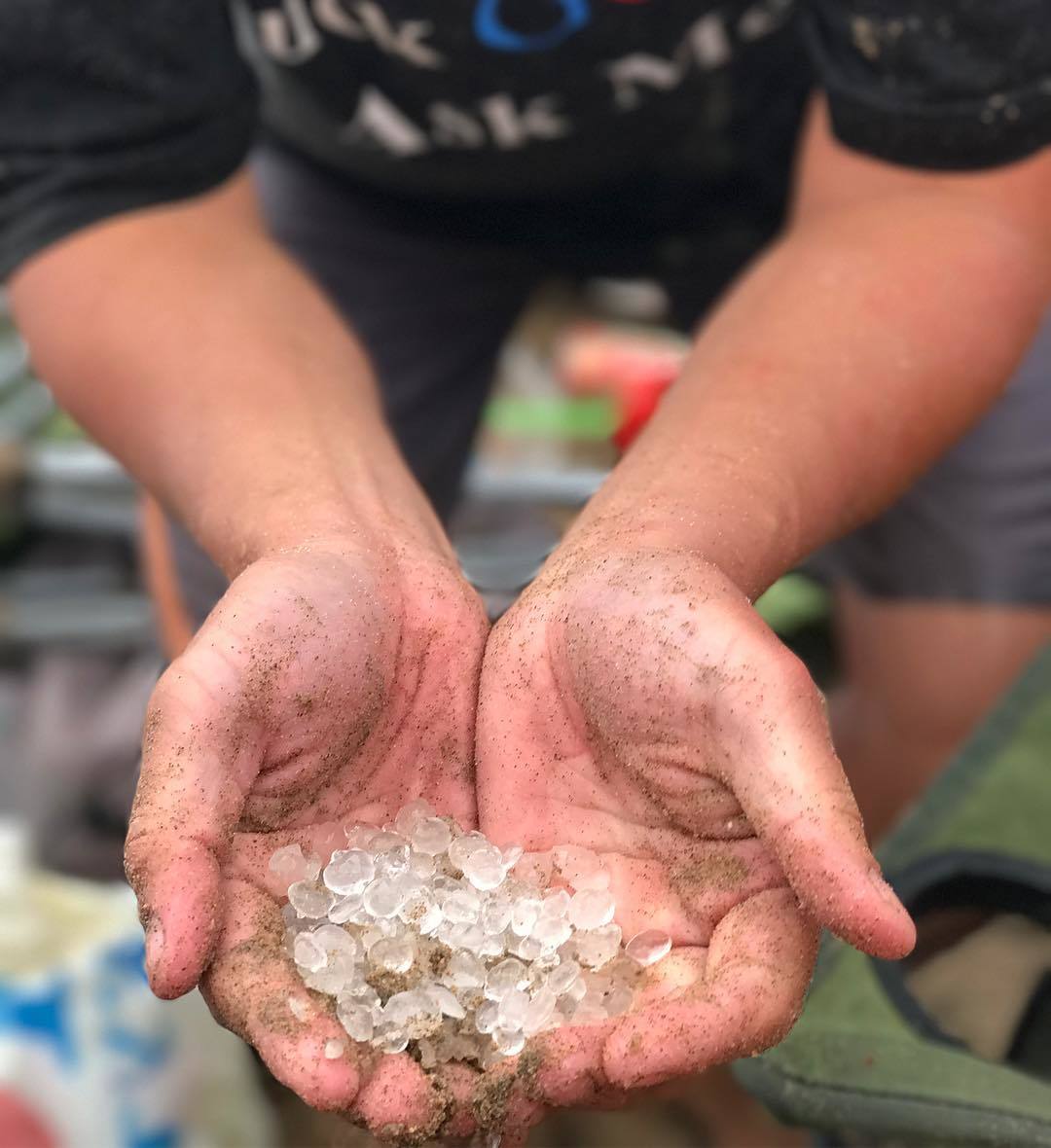 Такой град выпал на островах. Фото Ольги Лихомановой