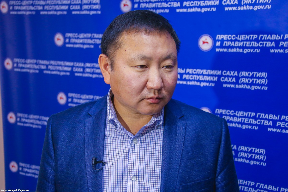 Алексей Колодезников: Проводится активная работа по локализации пожаров на территории Якутии