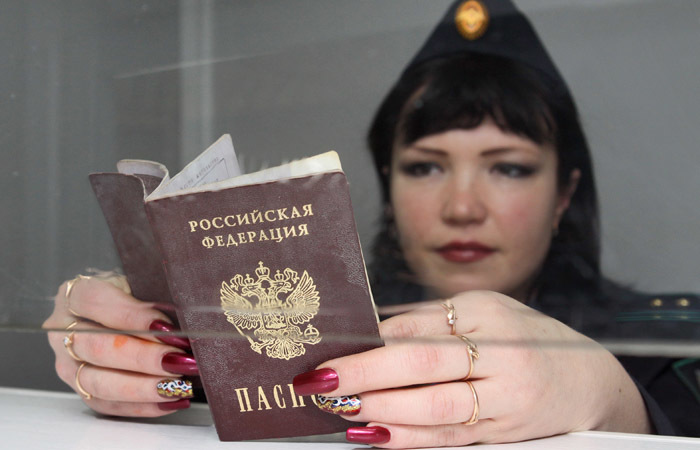Порог задолженности для запрета на выезд за границу увеличат до 30 тысяч рублей