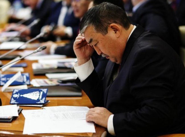 Завершено расследование уголовного дела по обвинению  бывшего главы Нюрбинского района Бориса Попова