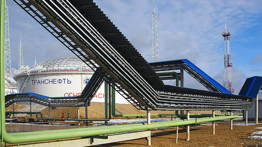 Аварийный выброс газа зафиксирован на месторождении в Якутии