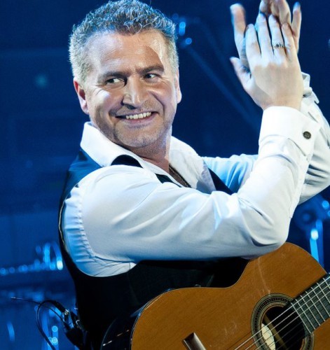 Леонид Агутин даст концерт в Мирном