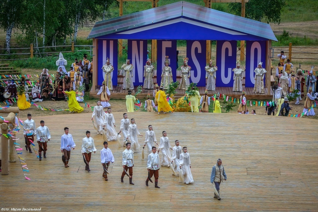 Гендиректор ЮНЕСКО поддержала инициативу главы Якутии о создании Международного центра эпоса евразийских народов