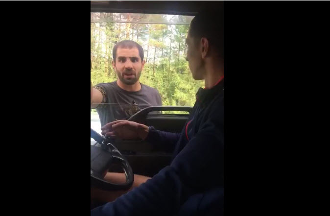 В Сети появилось видео с конфликтной ситуацией на дороге в Якутии