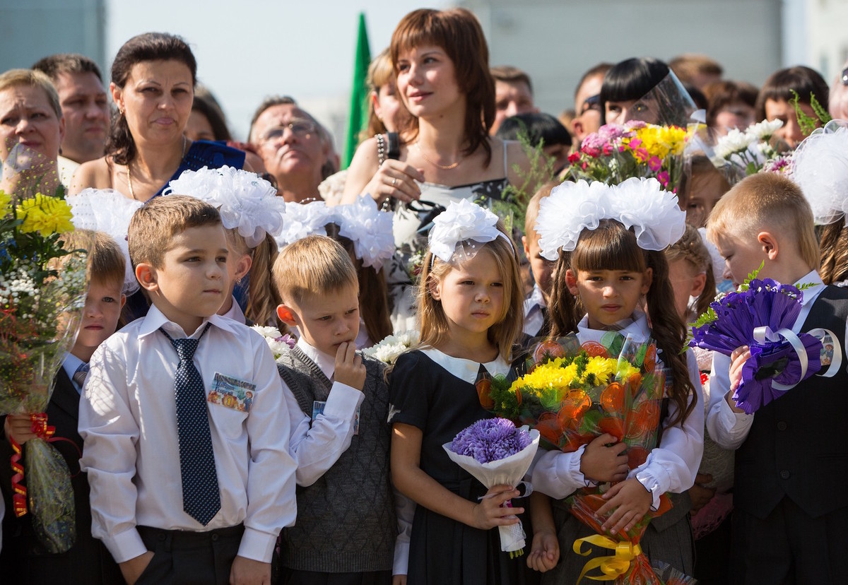 В Госдуме обсудят возможность переноса начала учебного года на октябрь