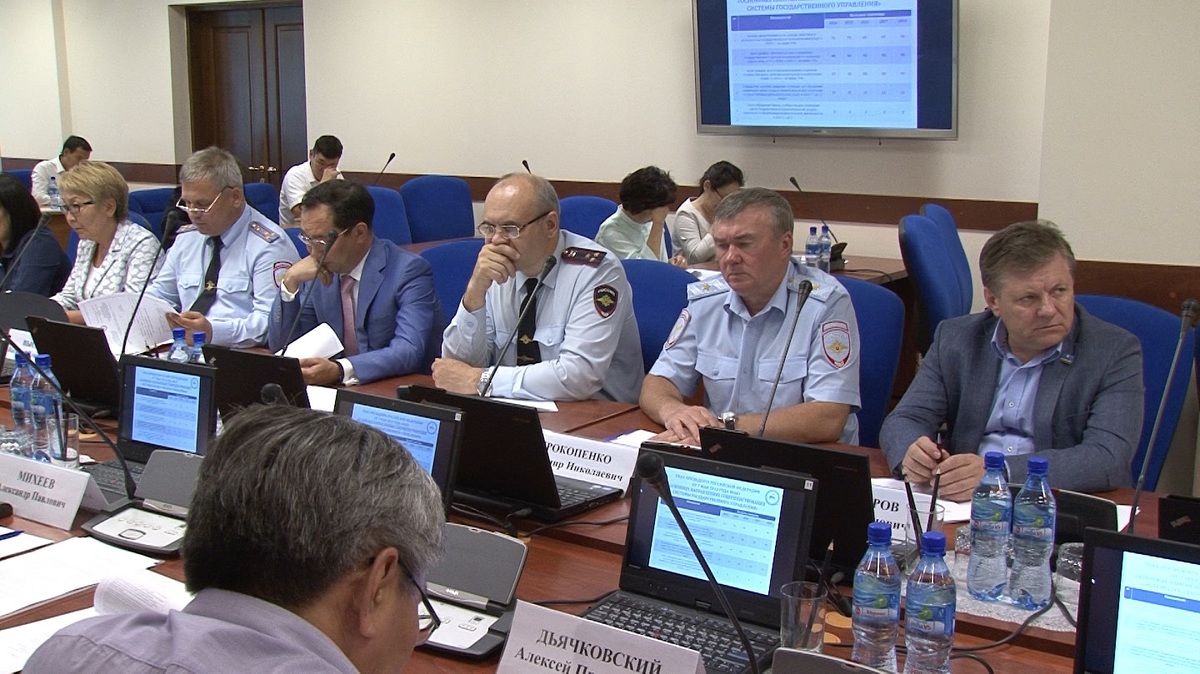 Каждый чиновник Якутии подпишет согласие на недопущение равнодушия, грубости и волокиты