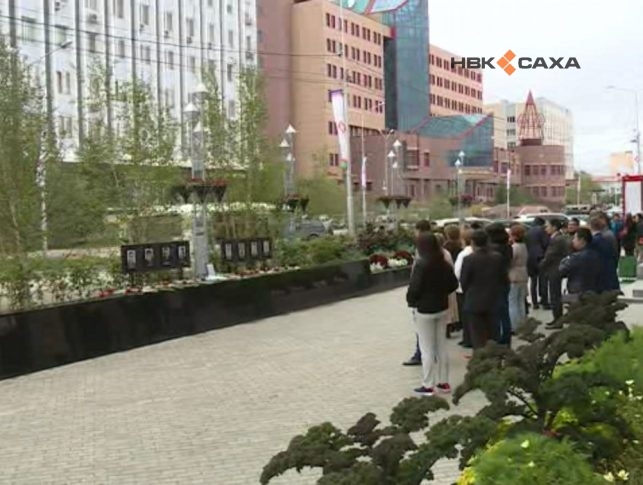 В Якутии начались траурные мероприятия в связи с трагедией на руднике «Мир»