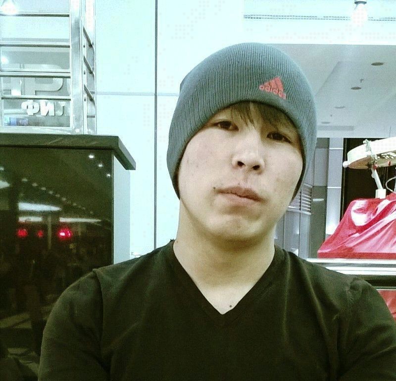 Участника боев без правил из Кыргызстана нашли убитым и повешенным на дереве в лесу Якутии