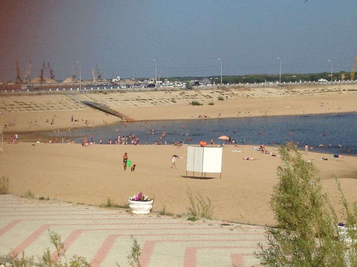 Фотофакт: На пляже Якутска завершается купальный сезон