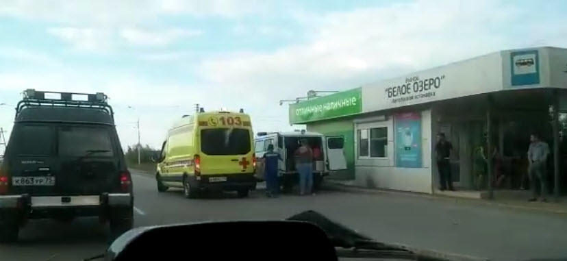 На перекрестке в районе Белого озера в Якутске произошло ДТП