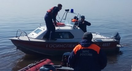 В Намском районе Якутии продолжают поиски двух человек