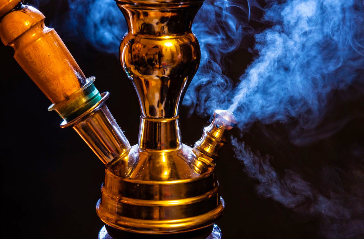 Глава Роспотребнадзора подтвердила планы запретить кальяны и вейпы в кафе