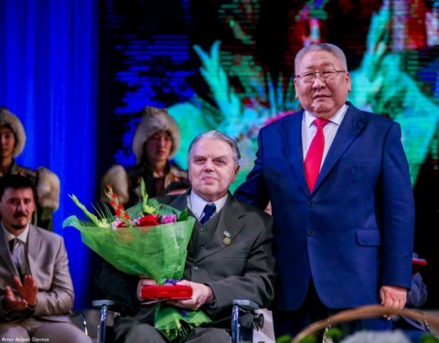Егор Борисов присвоил Ивану Негенбле звание почётного гражданина Якутии
