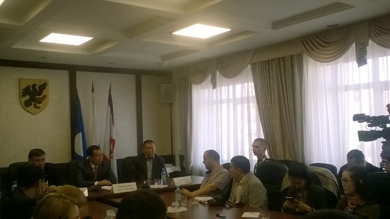 Айсен Николаев: "Рейтинг кандидата "против всех" - это рейтинг Березкина" (+видео)