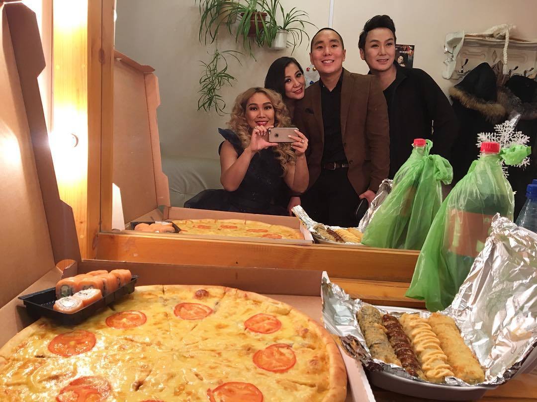 Какую еду рекламируют якутские звезды?