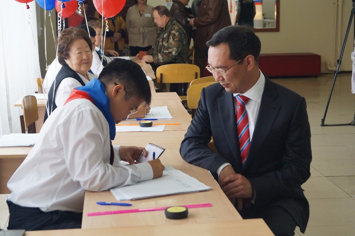 За Айсена Николаева проголосовало 68,41% избирателей