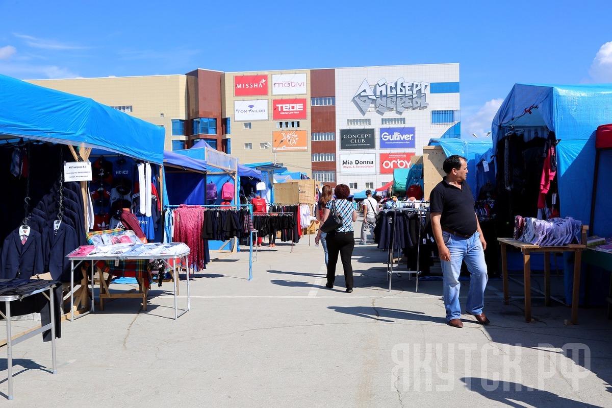 Полицейские раскрыли кражу из кассы "Школьного базара"