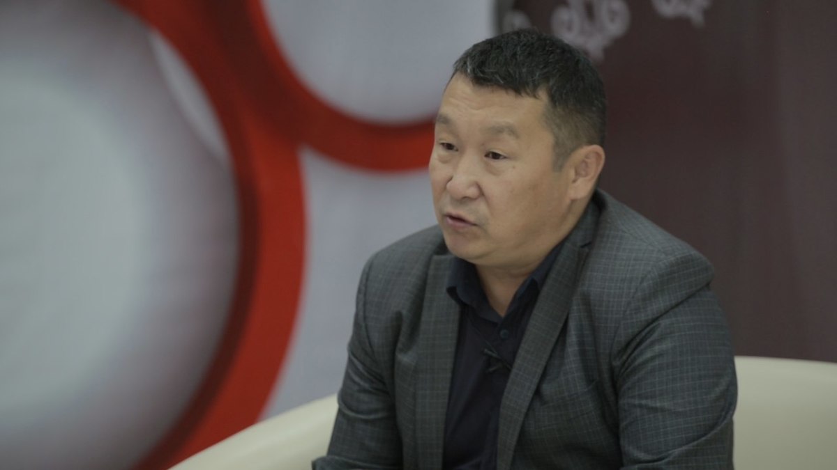 Замглавы Якутска Дмитрий Садовников извинился перед жителями Сайсар за то, что ввел их в заблуждение