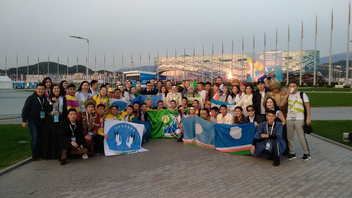 Закрытие Всемирного фестиваля молодежи и студентов посетят 70 членов якутской делегации