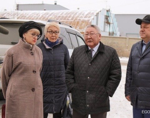 Егор Борисов взял на личный контроль проблему самовольно построенных в Якутске объектов