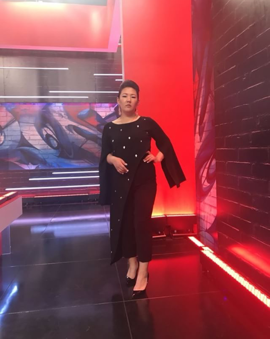 Кто сшил наряд для Июлины Поповой на шоу "Голос"?