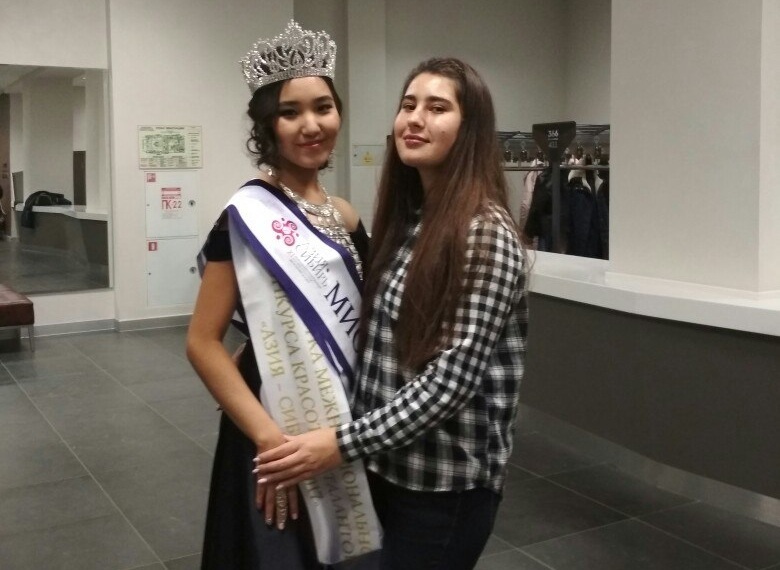 Самая красивая студентка-азиатка - из Якутии