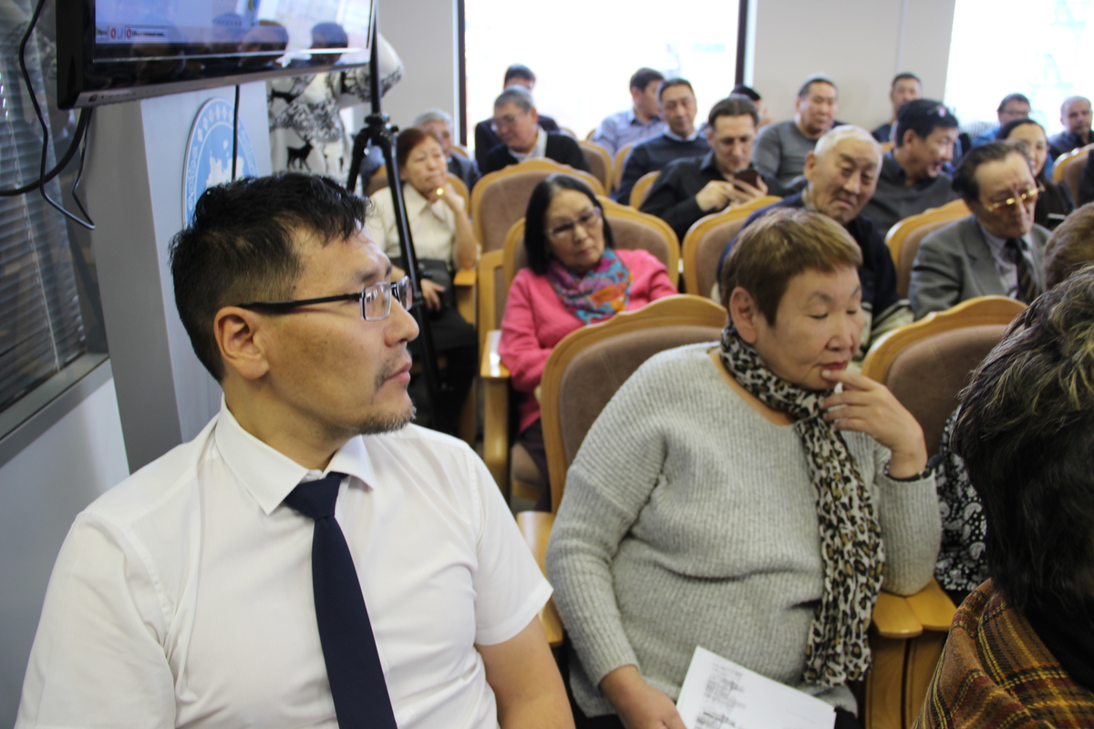 89 участников, 4,5 часа выступлений, 3 министра, 1 представитель ЯТЭК и 1 неугомонная скандалистка…