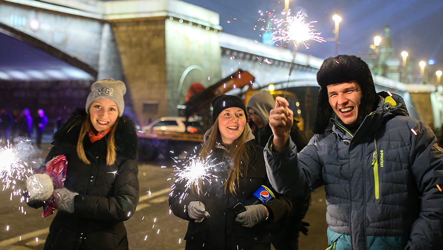 Сколько дней будем отдыхать во время новогодних каникул?