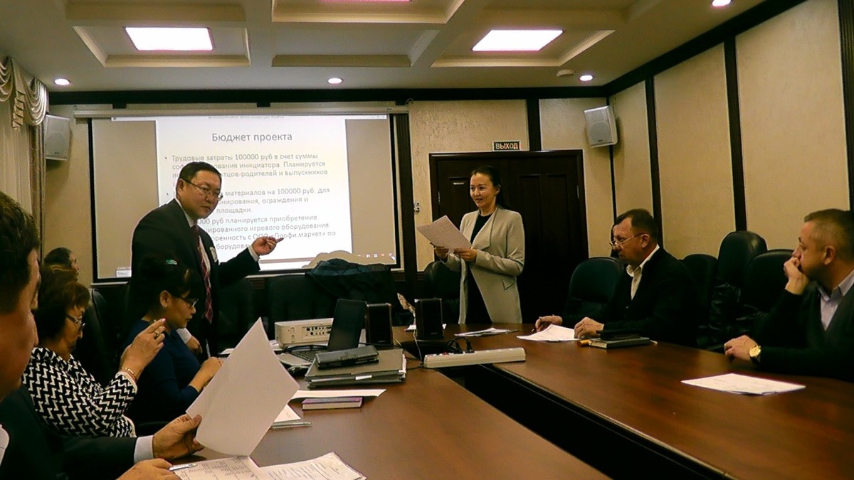 Конфликт интересов "Народного Бюджета - 2018" в Якутске (+видео)