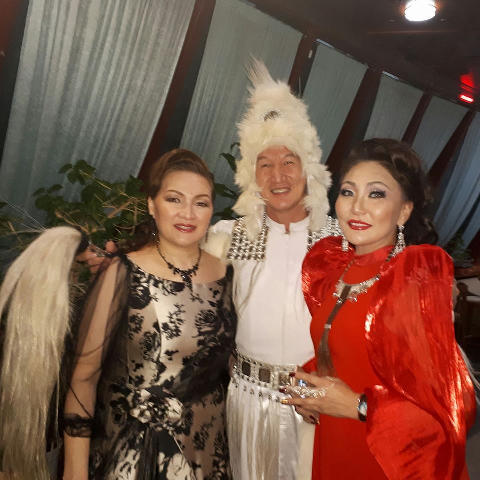 23559650_880769682086679_7683550564028285035_n