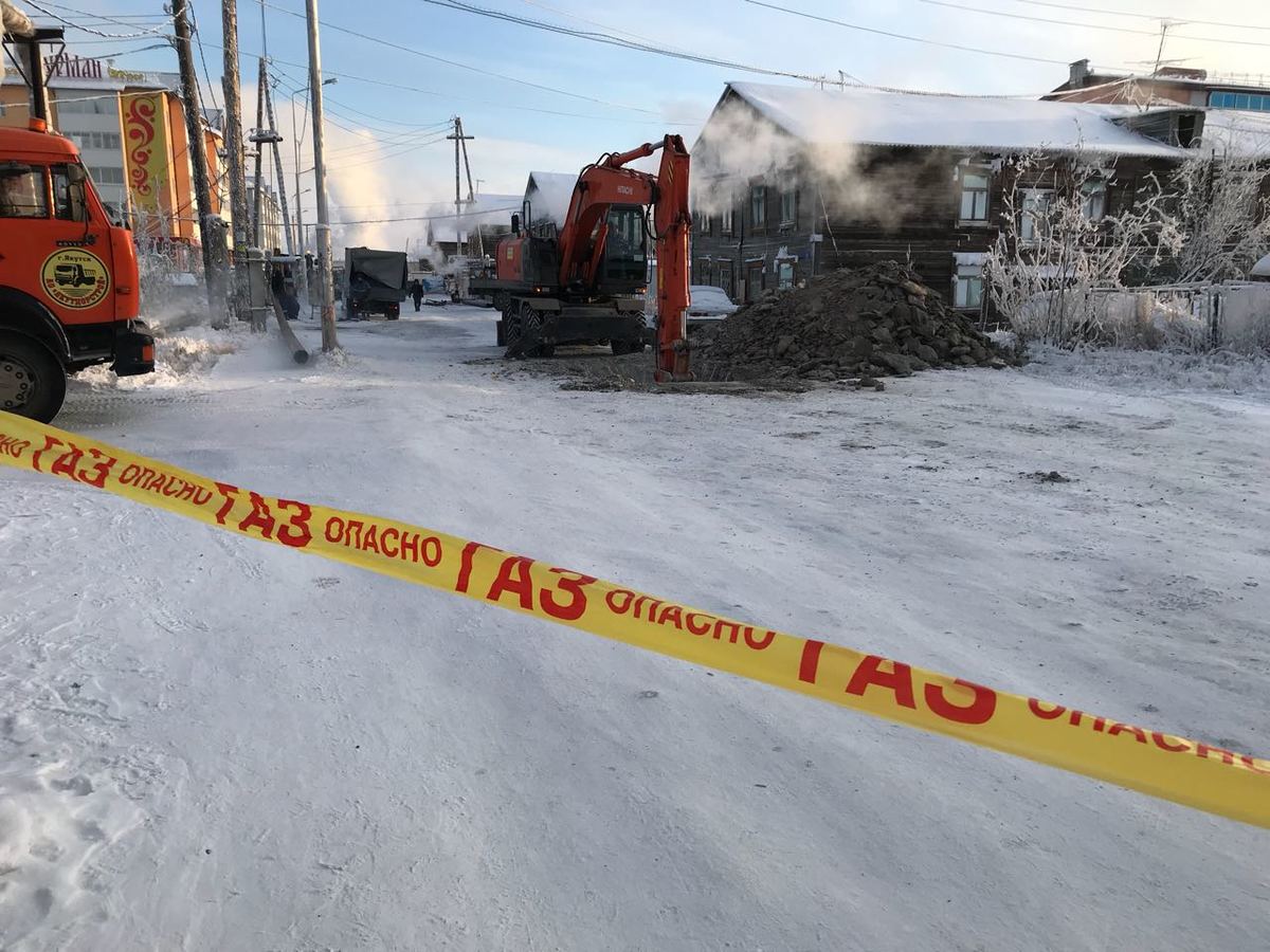 В Якутске произошла авария на газовой магистрали в районе Строительного рынка