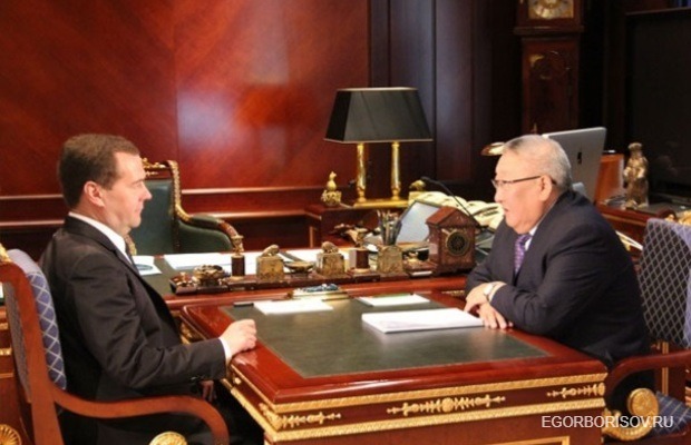 Глава Якутии встретился с председателем правительства Дмитрием Медведевым