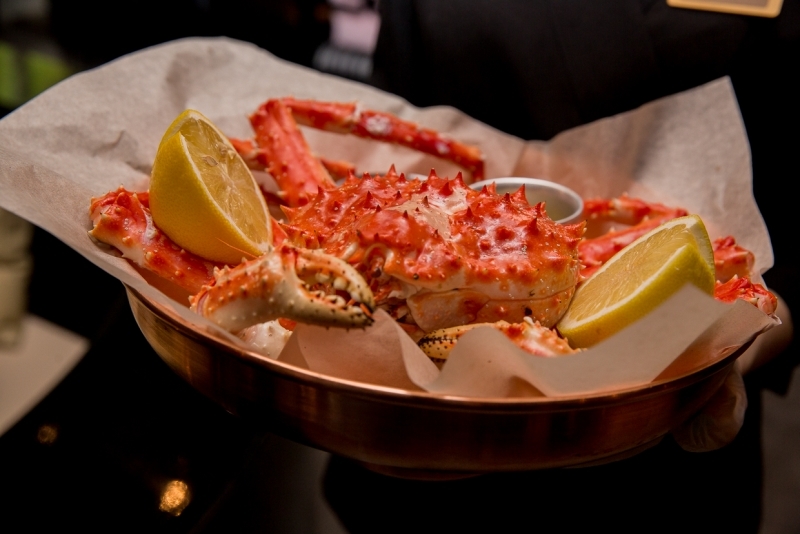 Развитие ДФО: театры — Сахалину, миллион — приезжим, икра — москвичам