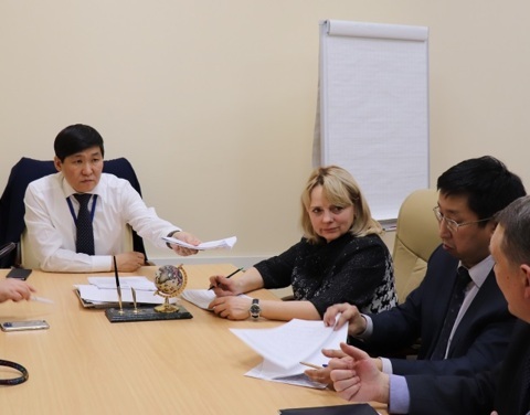 В Правительстве Якутии проведён приём гражданина по обращению о возрождении села Чекуровка
