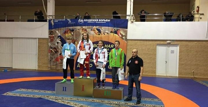 Алина Казымова принесла якутской сборной третью путевку на турнир Ярыгина