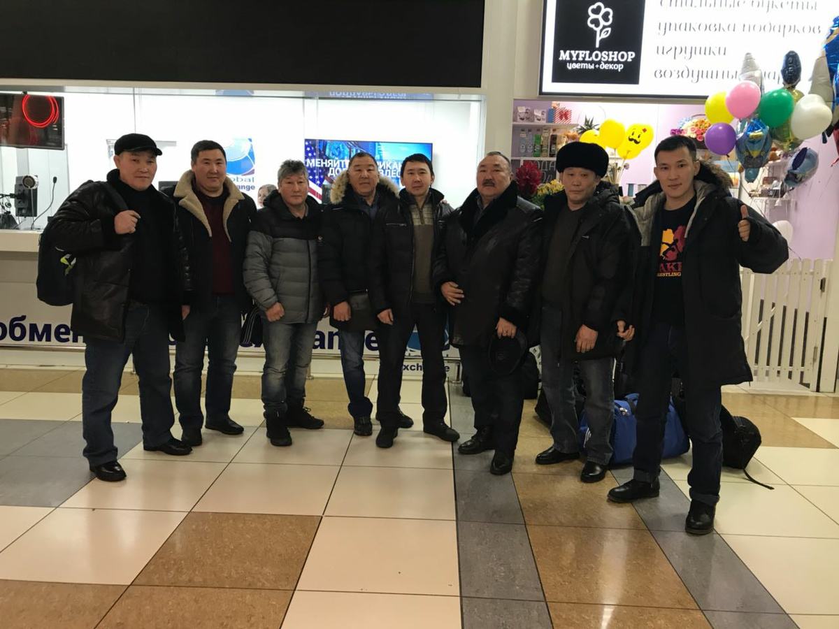 Якутские болельщики прибыли в Красноярск