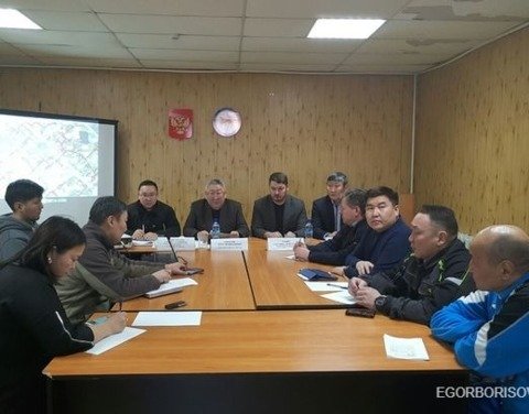 Егор Борисов поставил задачу в первую очередь подключить к теплу жилые дома в пострадавшем Бердигестяхе