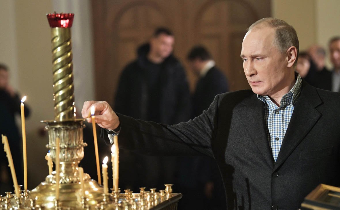 Президент подарил икону церкви в Санкт-Петербурге